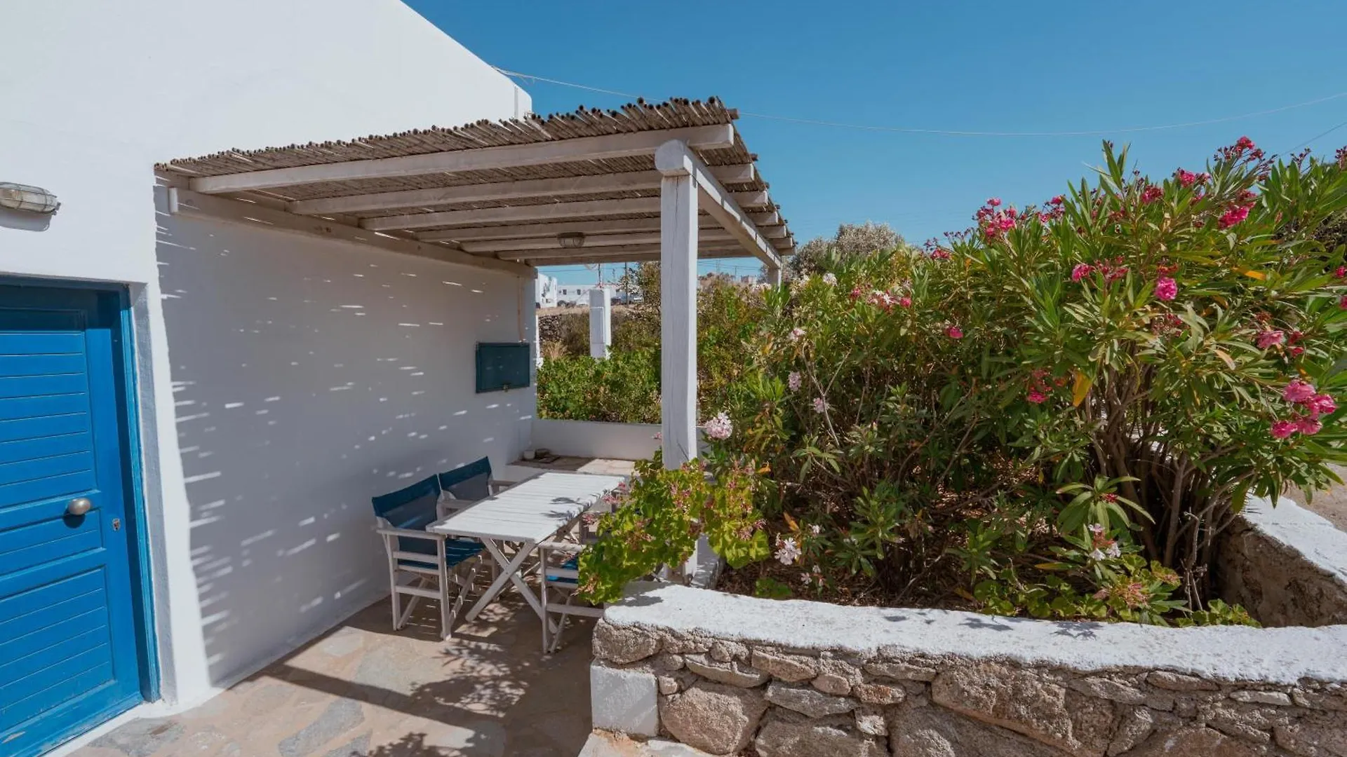 Gryparis' Club Apartments Mykonos Town 0*,