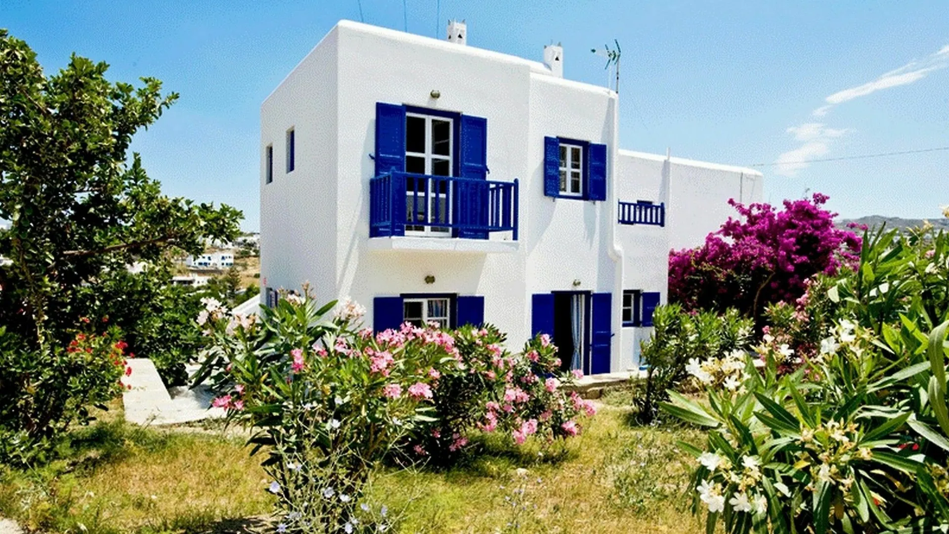 Gryparis\' Club Apartments location